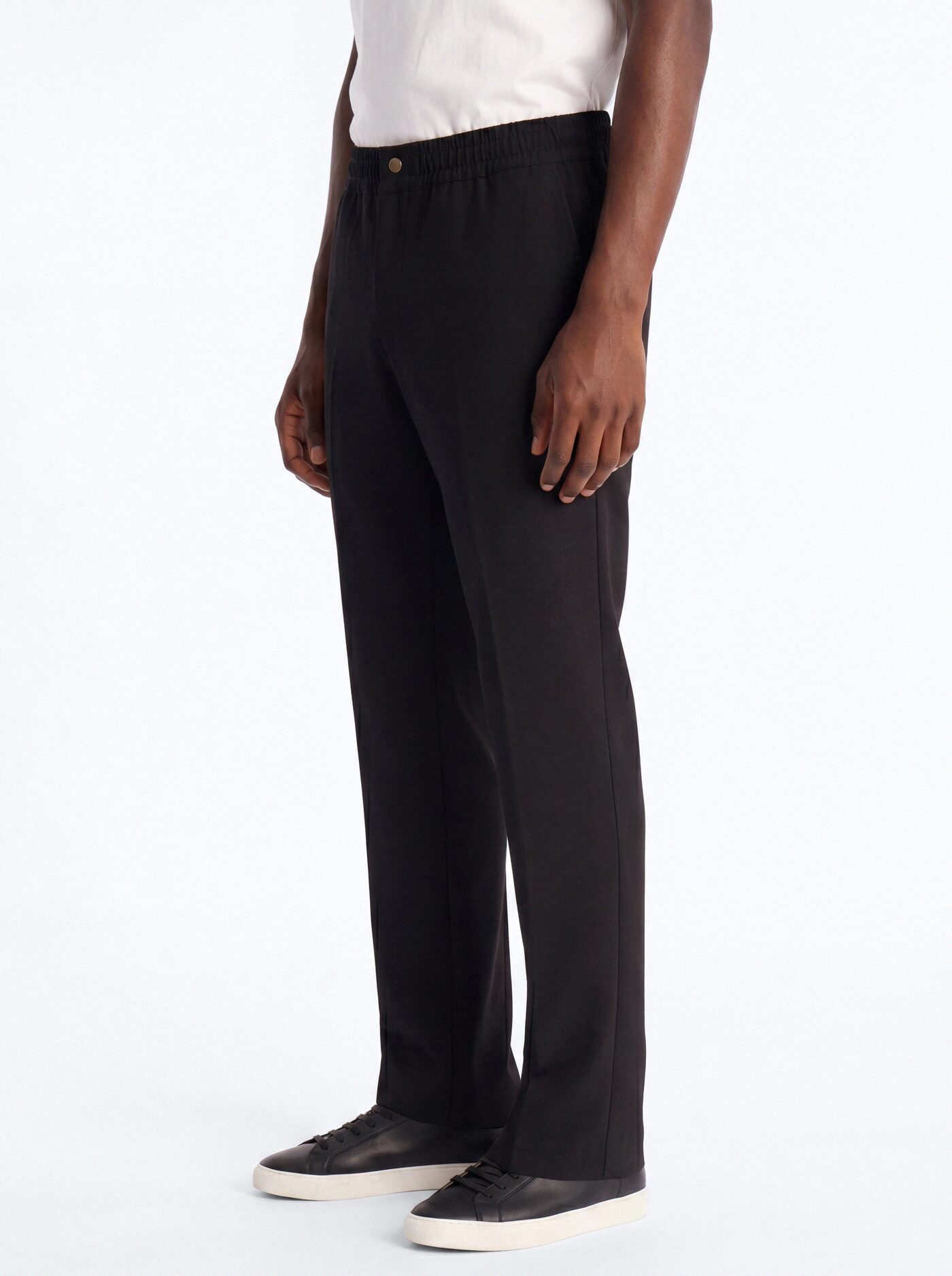 Modern Essential Slim Trouser - Black