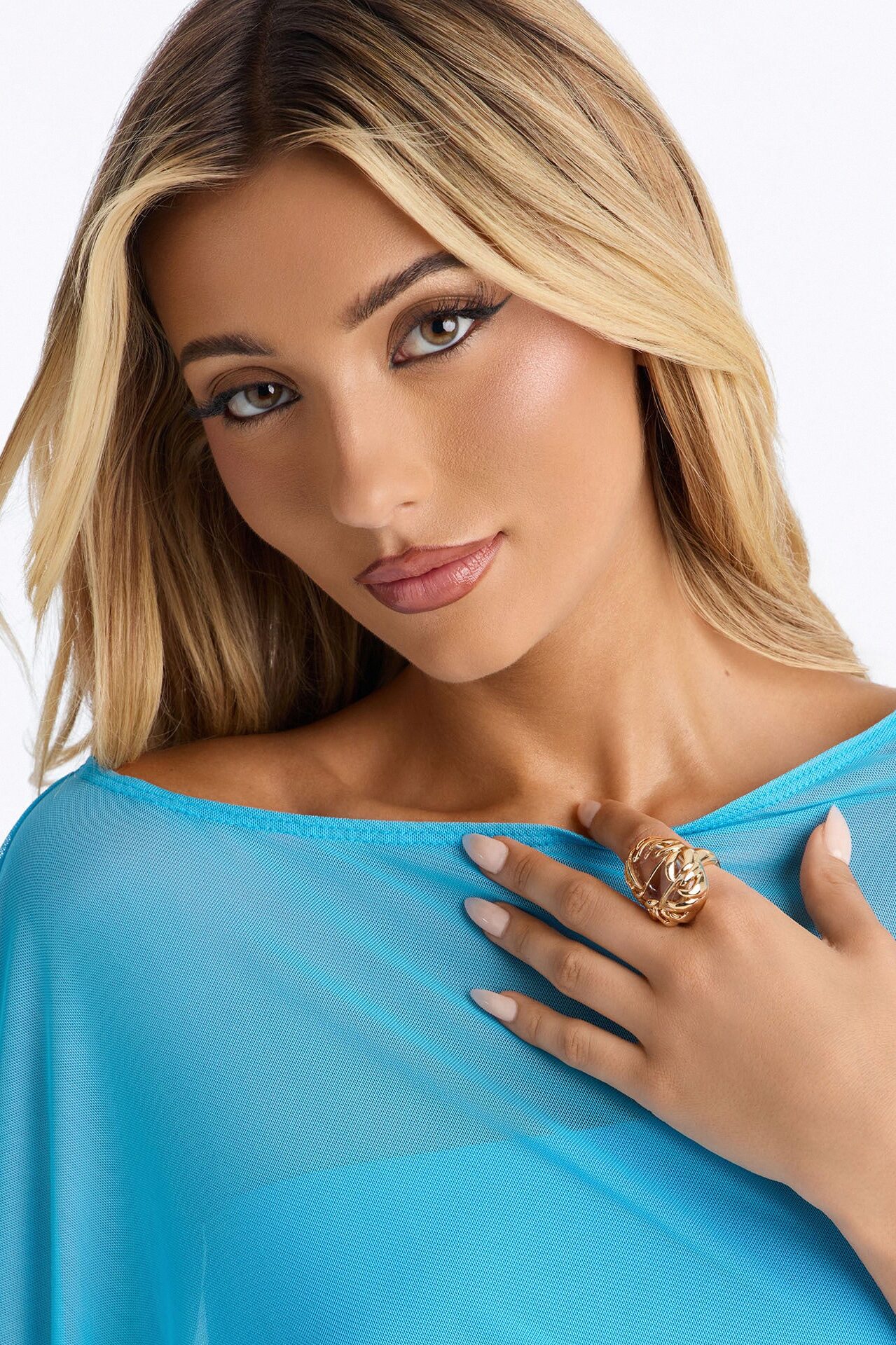 Pure Drama Jeweled Ring - Gold/Clear