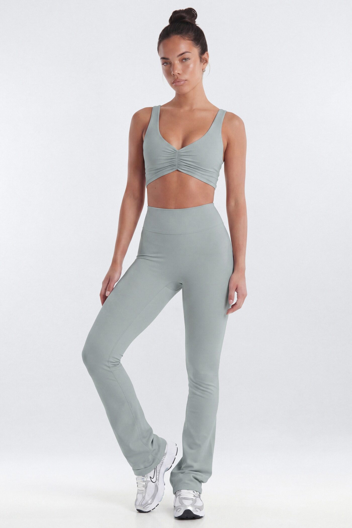 CloudForm™ 32″ Flare Legging - Steel