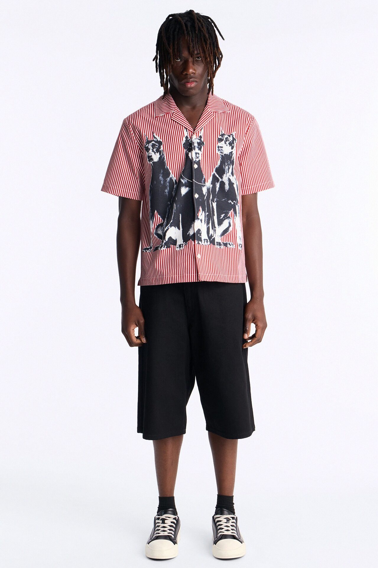 Doberman Seersucker Stripe Cuban Collar Button Up Shirt - Red/combo