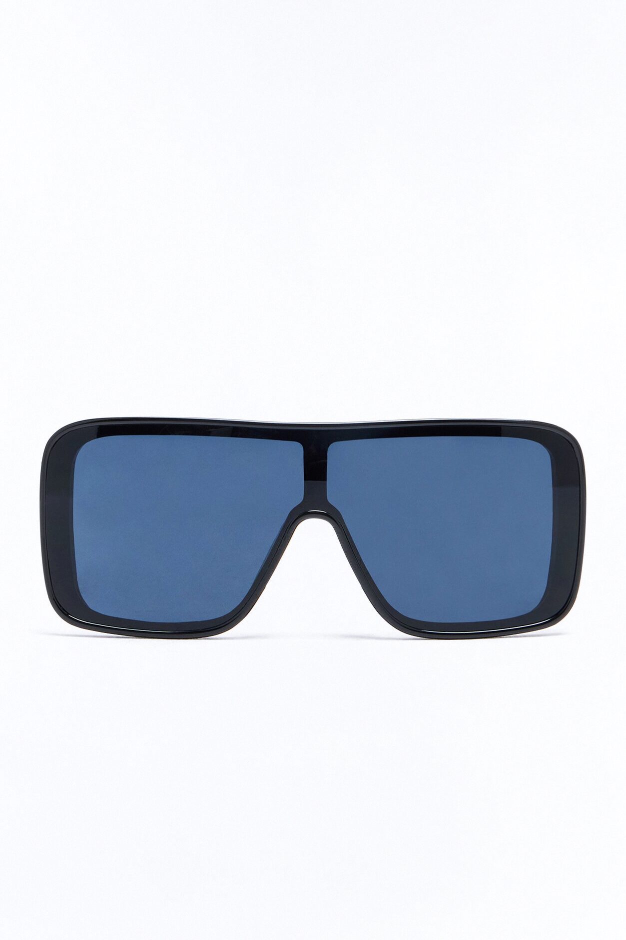 Keeping Up Sunglasses - Black