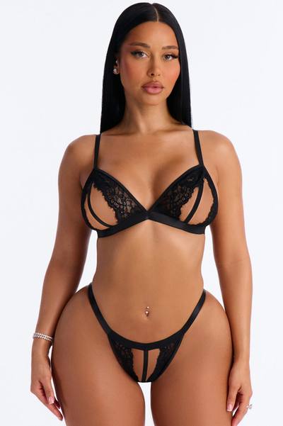 Sneak Peak Lace Bralette 2 Piece Set - Black