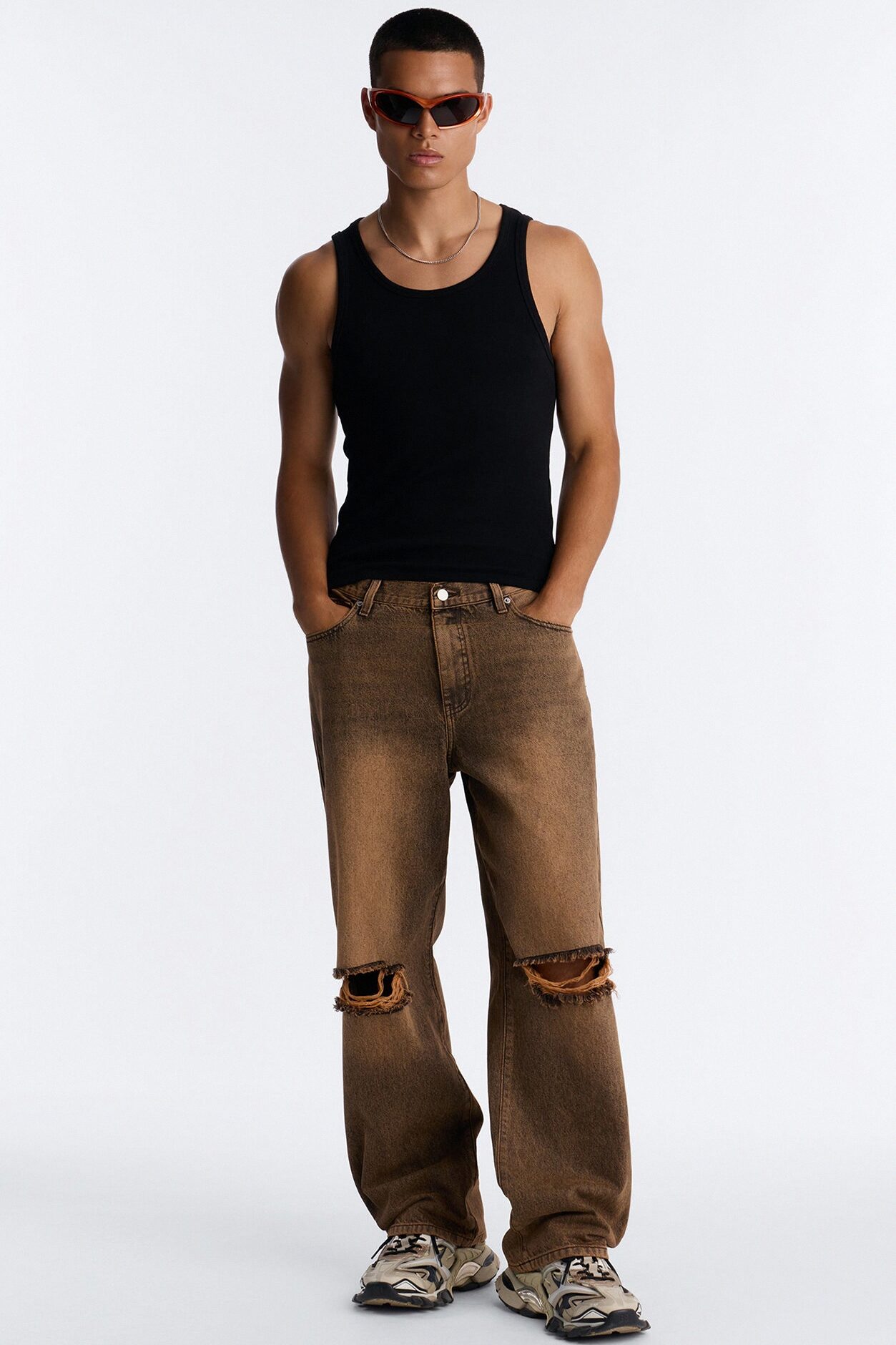 Baggy Classic Knee Slit Jean - Brown