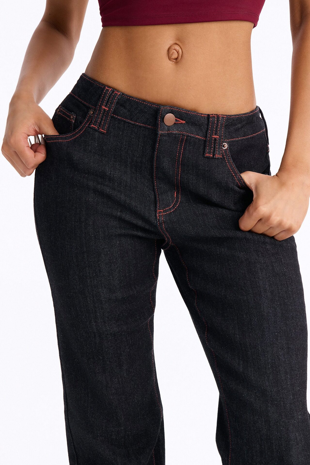 Hot To Trot Low Waist Stretch Straight Leg Jeans - Dark Wash