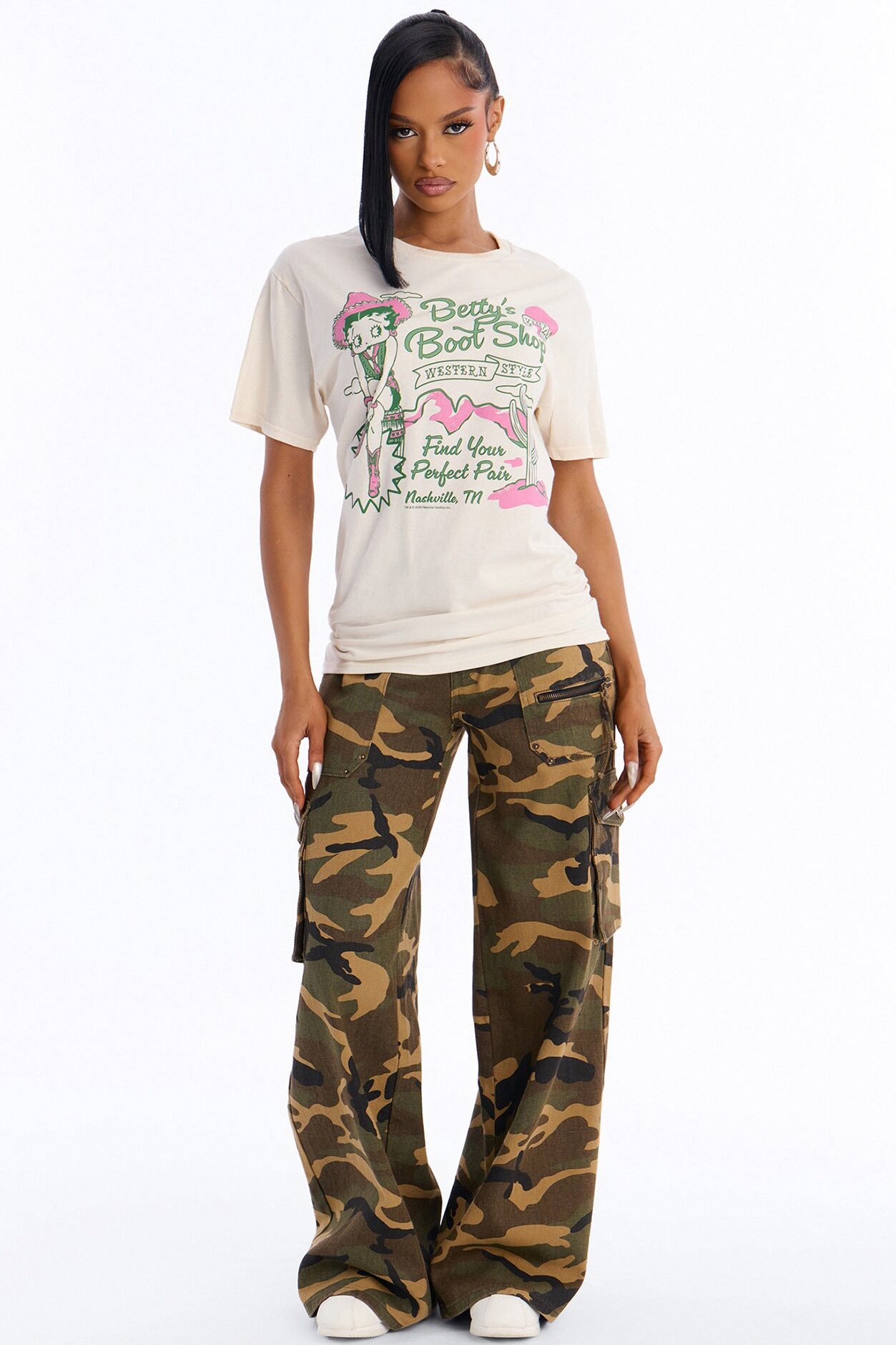 Betty's Boot Shop Tee - Natural