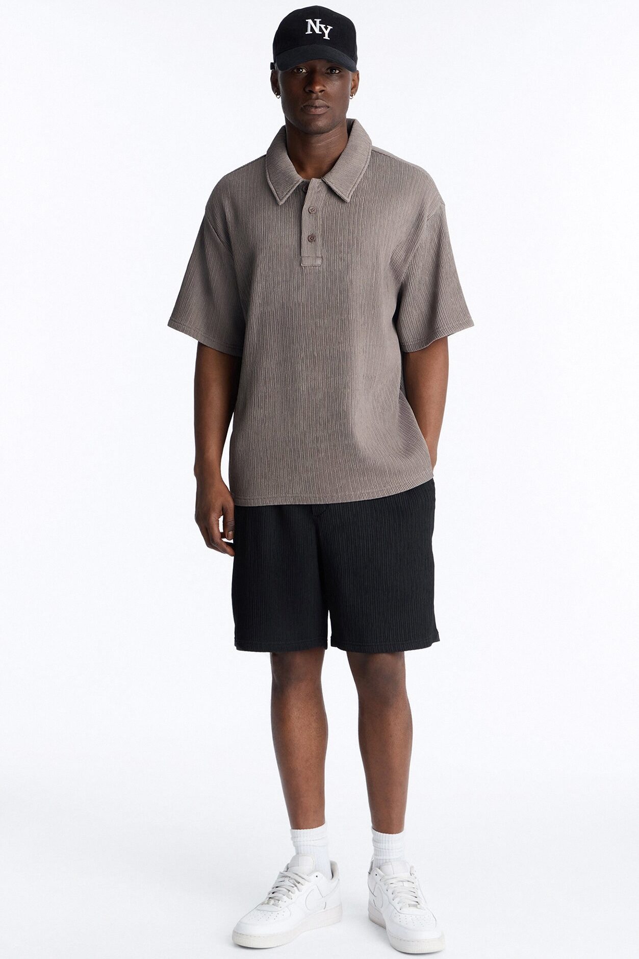Pure Form Plisse Polo - Brown