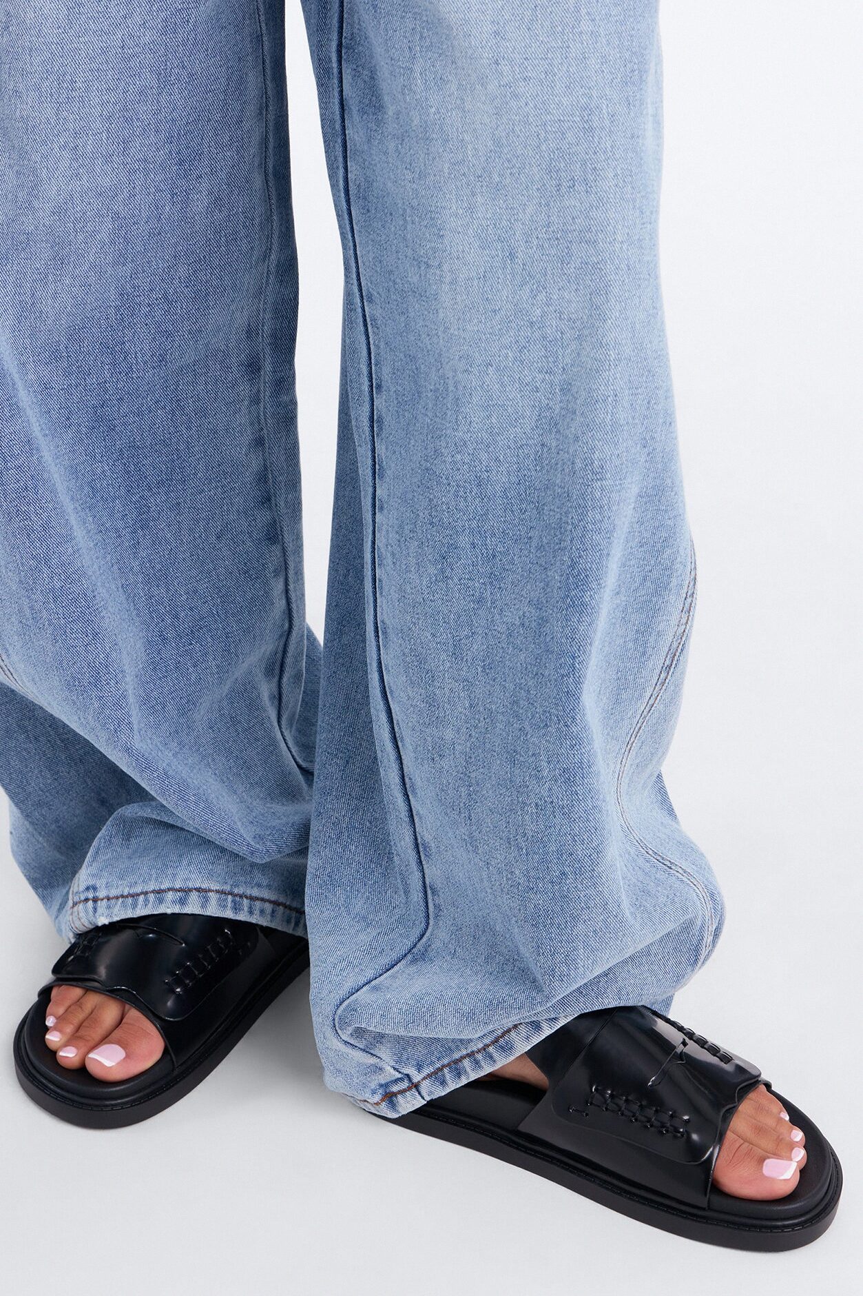 Nicola Loafter Slides - Black