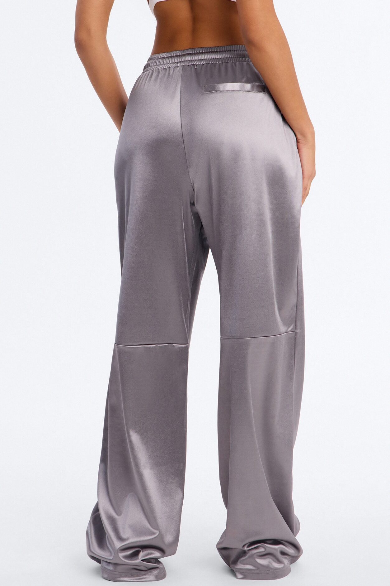 Everyday Essential Shiny Track Pant - Gunmetal