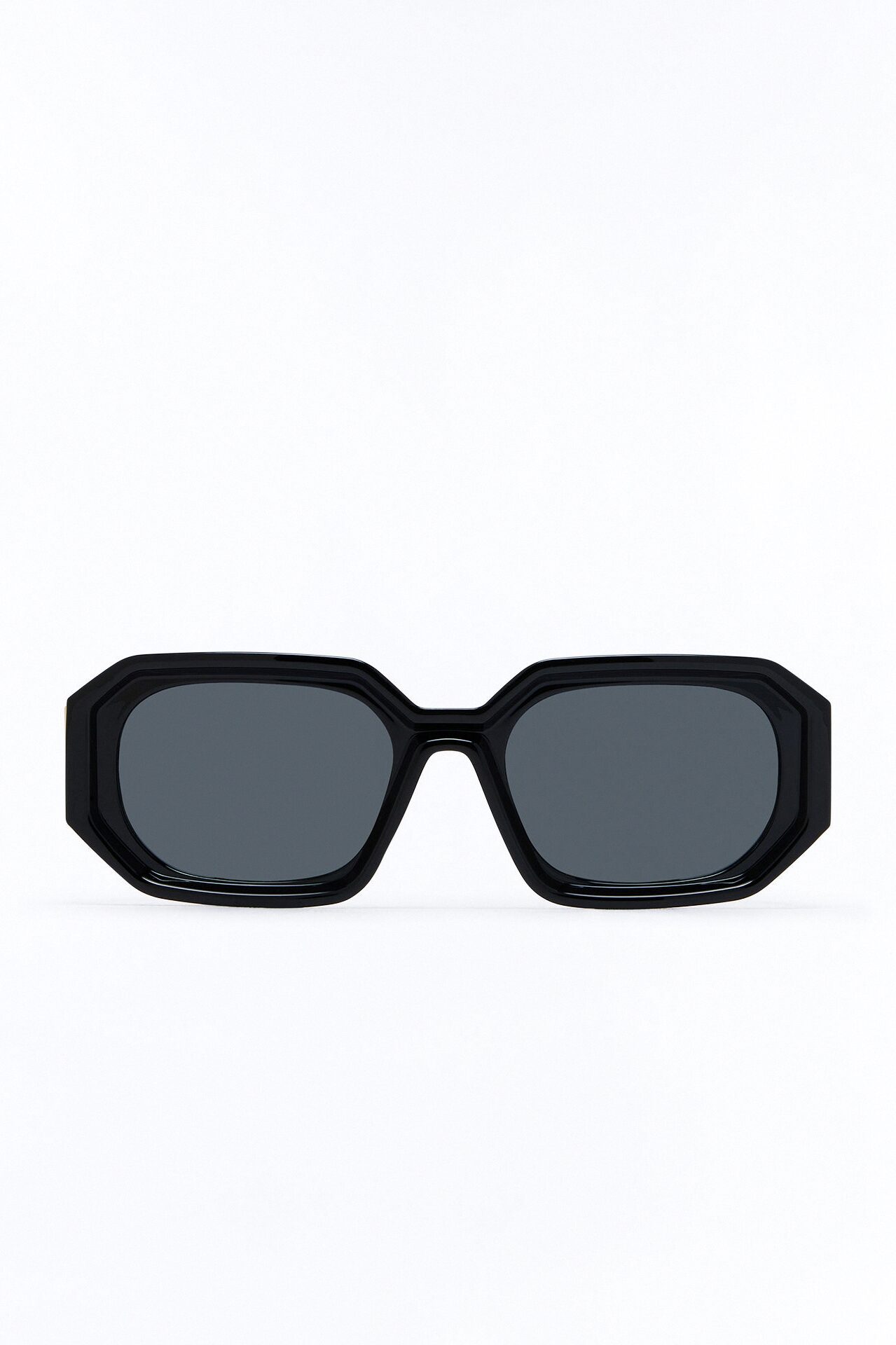 Loose Control Sunglasses - Black
